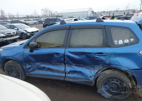 2015 Subaru Forester 2.5I z USA, uszkodzony, nr VIN JF2SJAACXFG418085